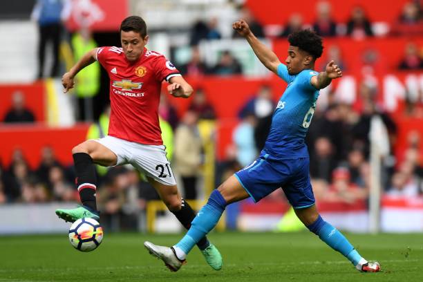 接到禁区内 接到禁区内