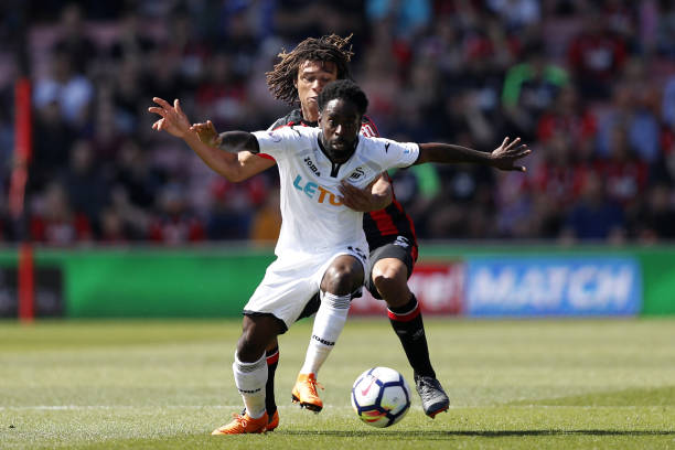 他在紧张的 他在紧张的